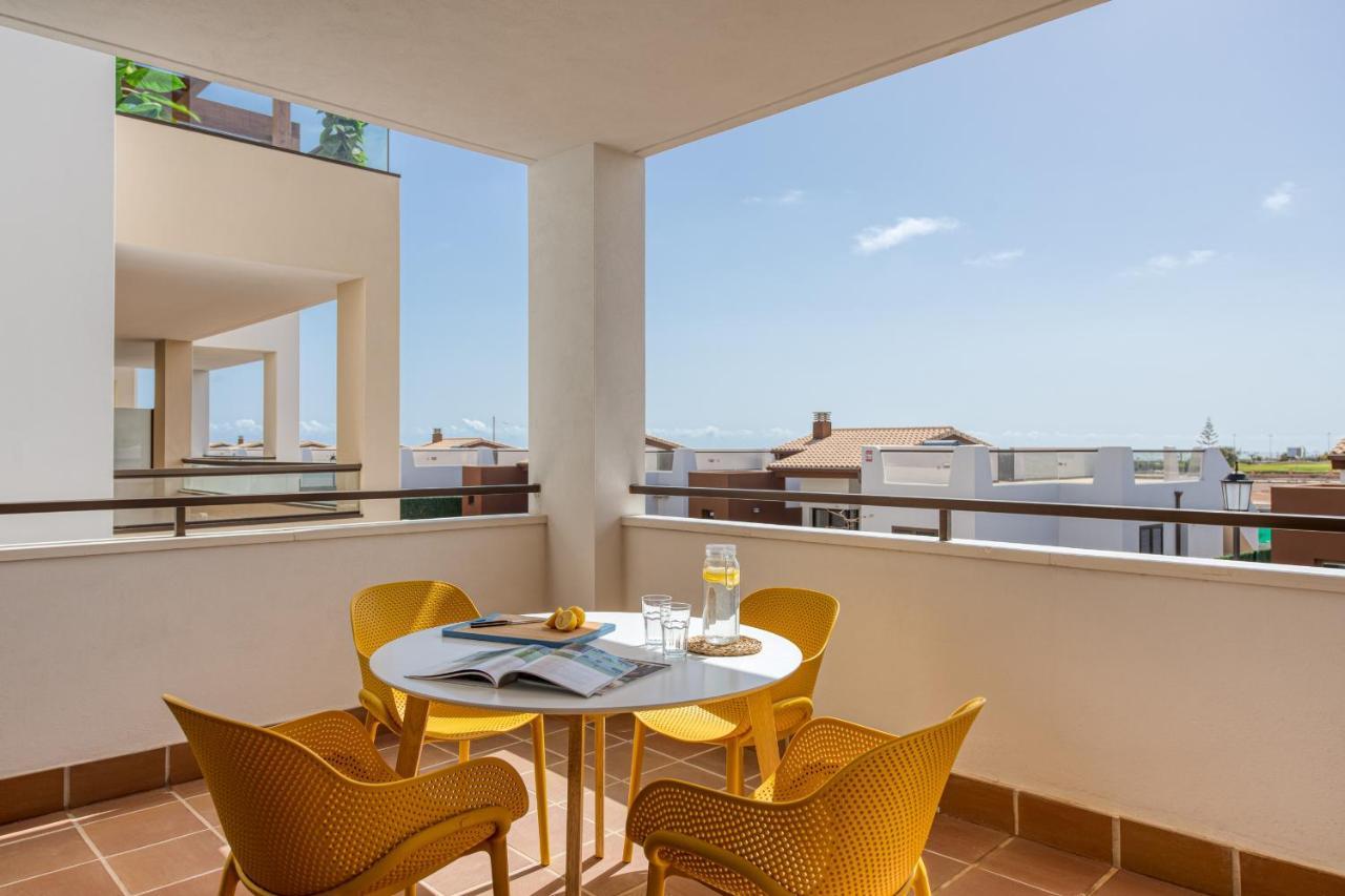Homeforguest Apartamento En Residencia De Lujo Con Terraza Y Piscina La Guirra 외부 사진