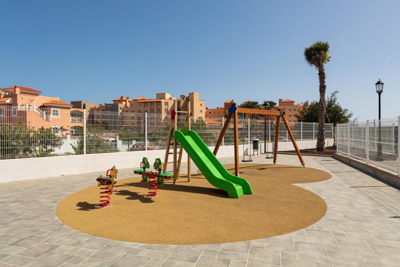 Homeforguest Apartamento En Residencia De Lujo Con Terraza Y Piscina La Guirra 외부 사진