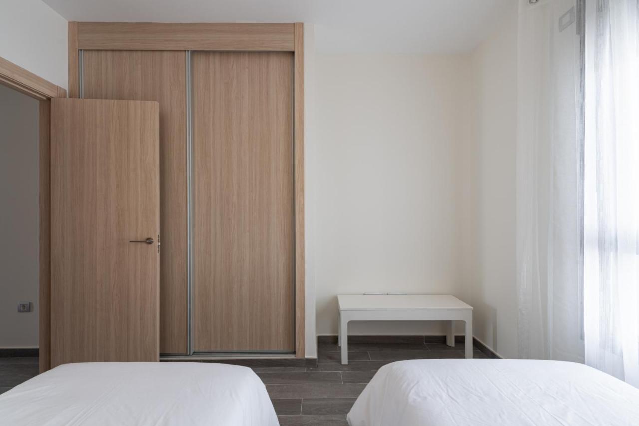 Homeforguest Apartamento En Residencia De Lujo Con Terraza Y Piscina La Guirra 외부 사진