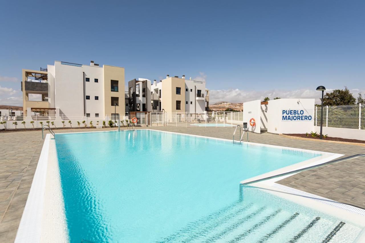 Homeforguest Apartamento En Residencia De Lujo Con Terraza Y Piscina La Guirra 외부 사진